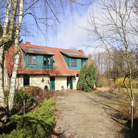 펜션 Doppelhaushaelfte,