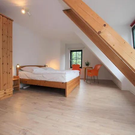 펜션 Doppelhaushaelfte, Glave