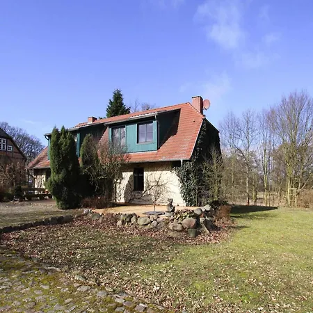 펜션 Doppelhaushaelfte,